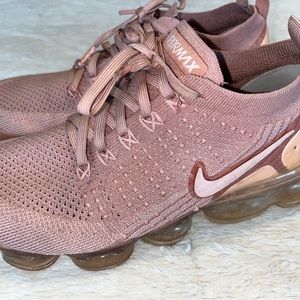 Women's Nike VaporMax Flyknit 2 Rust Pink Size 8 Rust Pink/Storm Pink 942843-600